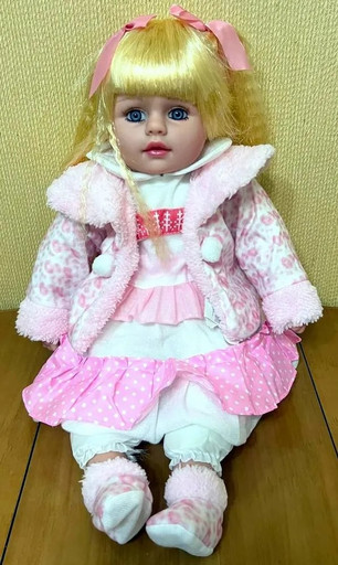 Большая кукла 60 см в розовой курточке, интерактивная в подарочной упаковке, в платье, говорит