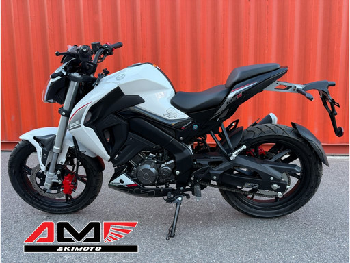 Мотоцикл Benelli 125S LBBU32034NBE78722 Мотоцикл Benelli 125S LBBU32034NBE78722