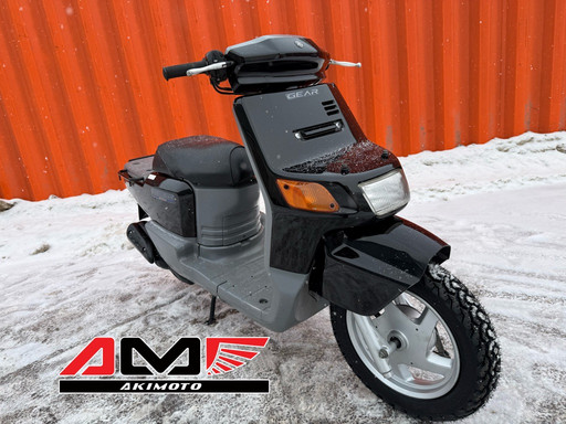 Скутер Yamaha Gear UA03J-024731