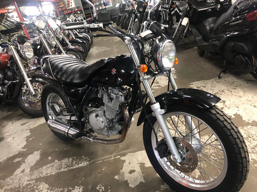 Мотоцикл Yamaha SR 400