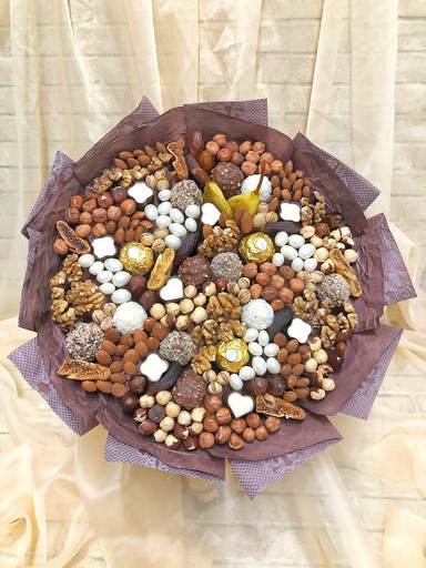Шоколадно-ореховый букет