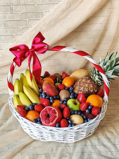 Корзина с фруктами и ягодами 10 кг