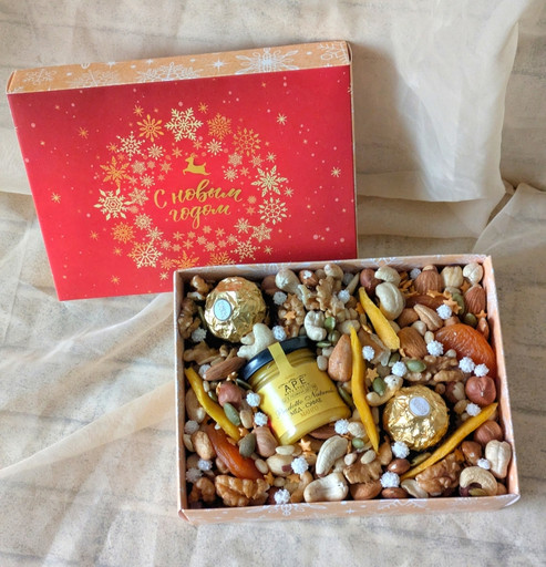 Праздничный набор ореховый