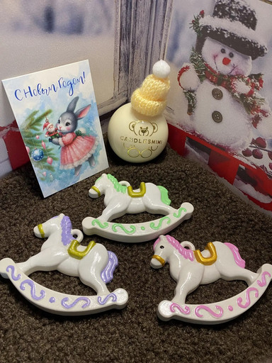 Елочная игрушка "Лошадка качалка" (ГИПС)