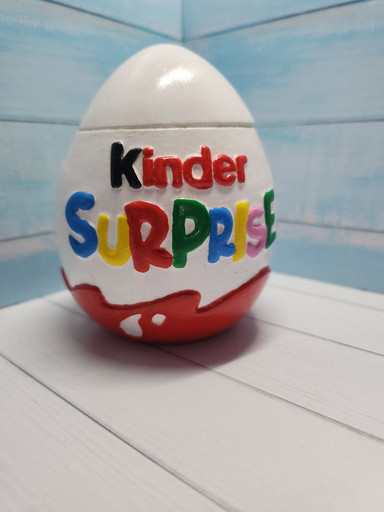 Свеча "Киндер Сюрприз"
