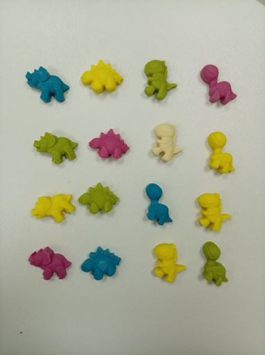 динозаврики 4 шт