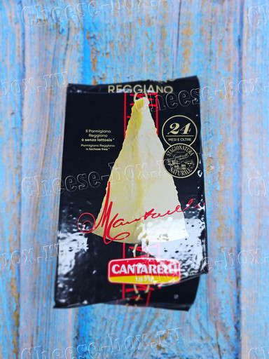 Parmigiano Reggiano 24 mesi (Твёрдый Сыр Пармиджано Реджано 24 месяца пармезан 500гр Подарочный набор с ножом)