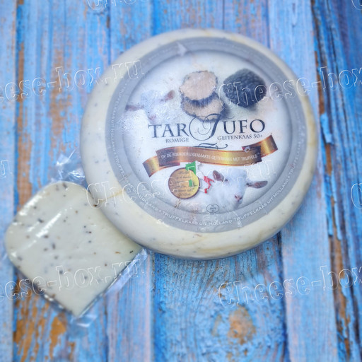Полутвёрдый Сыр тартуфо козий (TARTUFO)
