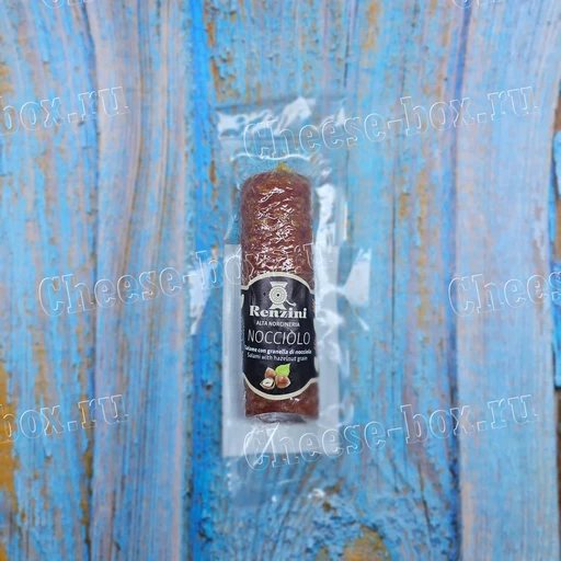 Salame con granella di nocciola Renzini (Салями с фундуком Рензини)