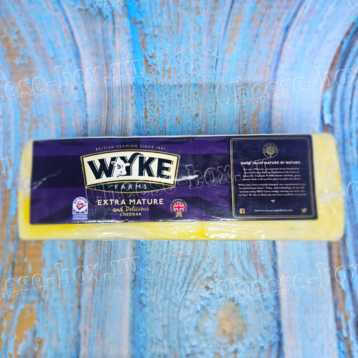 Wyke Farms Extra Mature Cheddar (Твёрдый сыр Вайк Фармс очень зрелый Чеддер сыр фиолетовый)