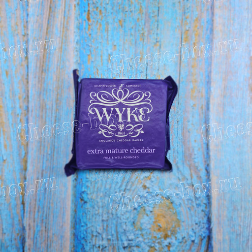 Wyke Farms Extra Mature Cheddar (Твёрдый сыр Вайк Фармс очень зрелый Чеддер сыр фиолетовый 200гр)