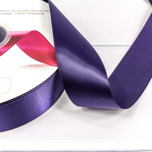 556-38/476 Лента атласная полиэстер класс А темно-фиолетовый 3,8см*100ярд 1/9 1/36