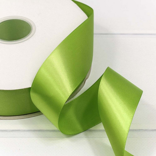 556-38/551 Лента атласная (полиэстер) 3,8 см*100 ярдов салатовый 1/9 1/36