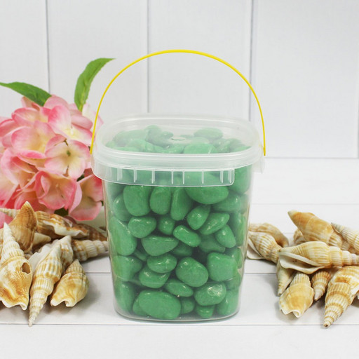 301789100906 Галька цветной крупная зеленая (фракция 10-15 мм) вес: 1000г, объем: 650мл