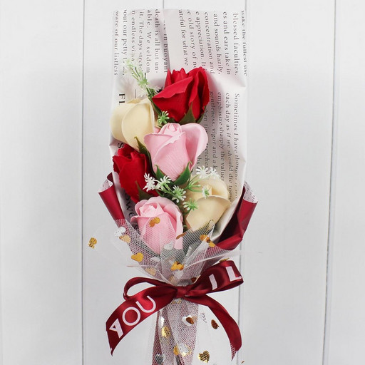 4533/1 Букет из мыльных цветов красный Розовая упаковка 11*36,5*7,5 см