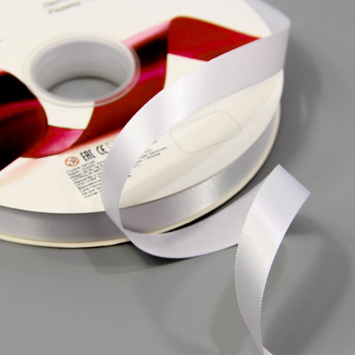 556-15/029 Лента Атласная Полиэстер класс А 1,5см*100ярд Белый 1/18 1/72