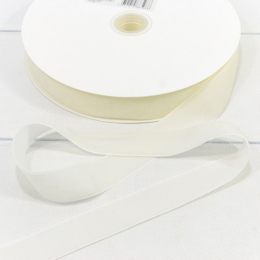 592-25/49 Лента Бархат 2,5см*25ярд Белый 1/13 1/52 592-25/49 Лента Бархат 2,5см*25ярд Белый 1/13 1/52