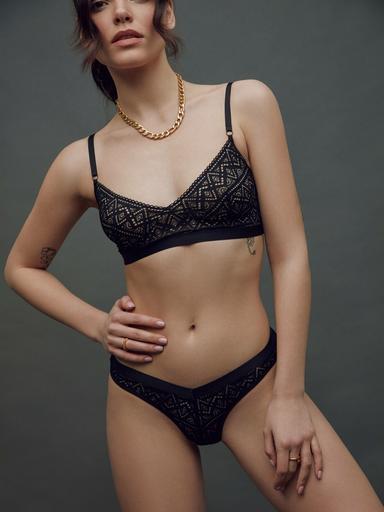 CONTE FAIRYTALE LBR 1555 Кружевные трусы «бразилиана» с вырезом сзади