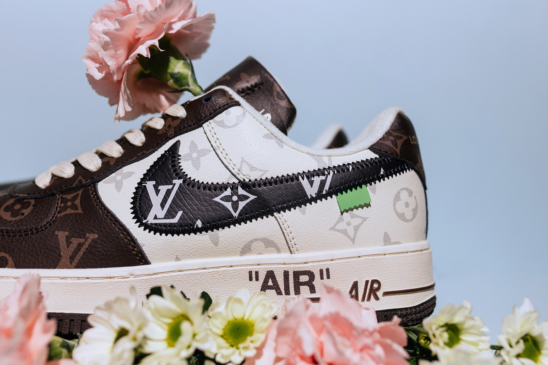 Louis Vuitton x Nike Air Force 1 Low (31584)