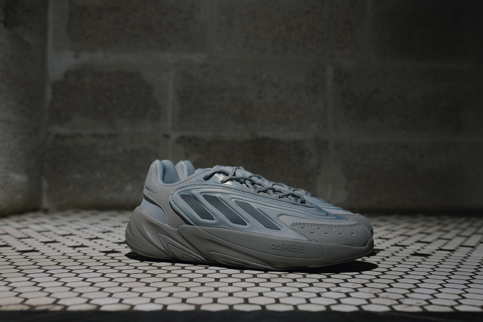 Adidas Ozelia