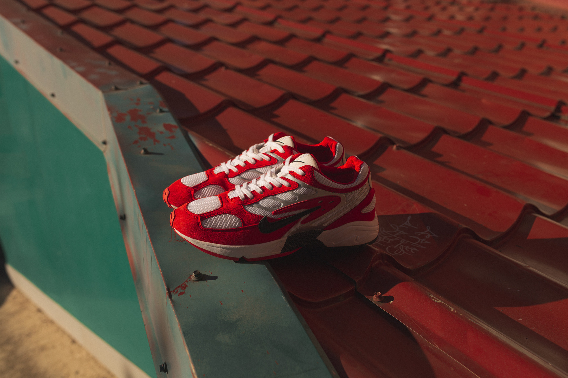 Nike Air Ghost Racer