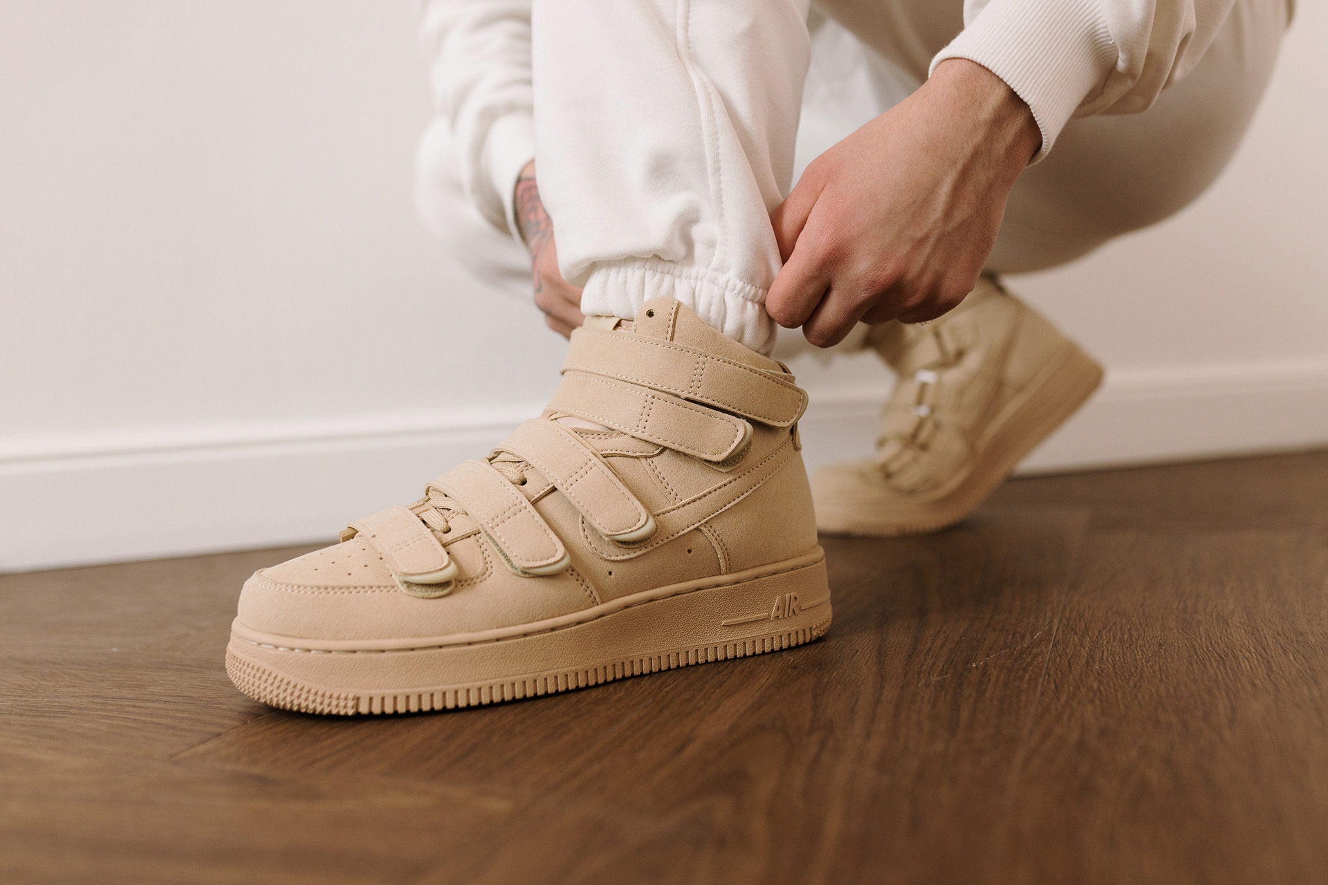 Billie Eilish x Nike Air Force 1 High (35865)