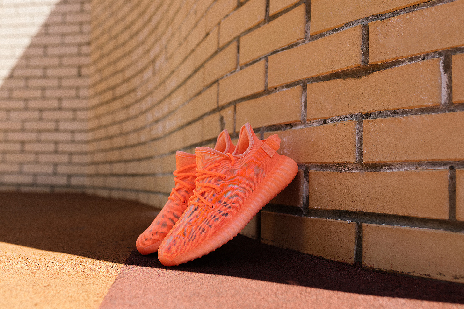 Adidas Yeezy 350 Boost v2