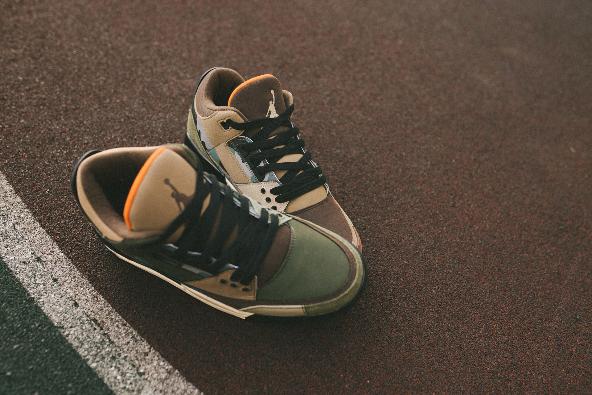 Nike Air Jordan 3 (37664)