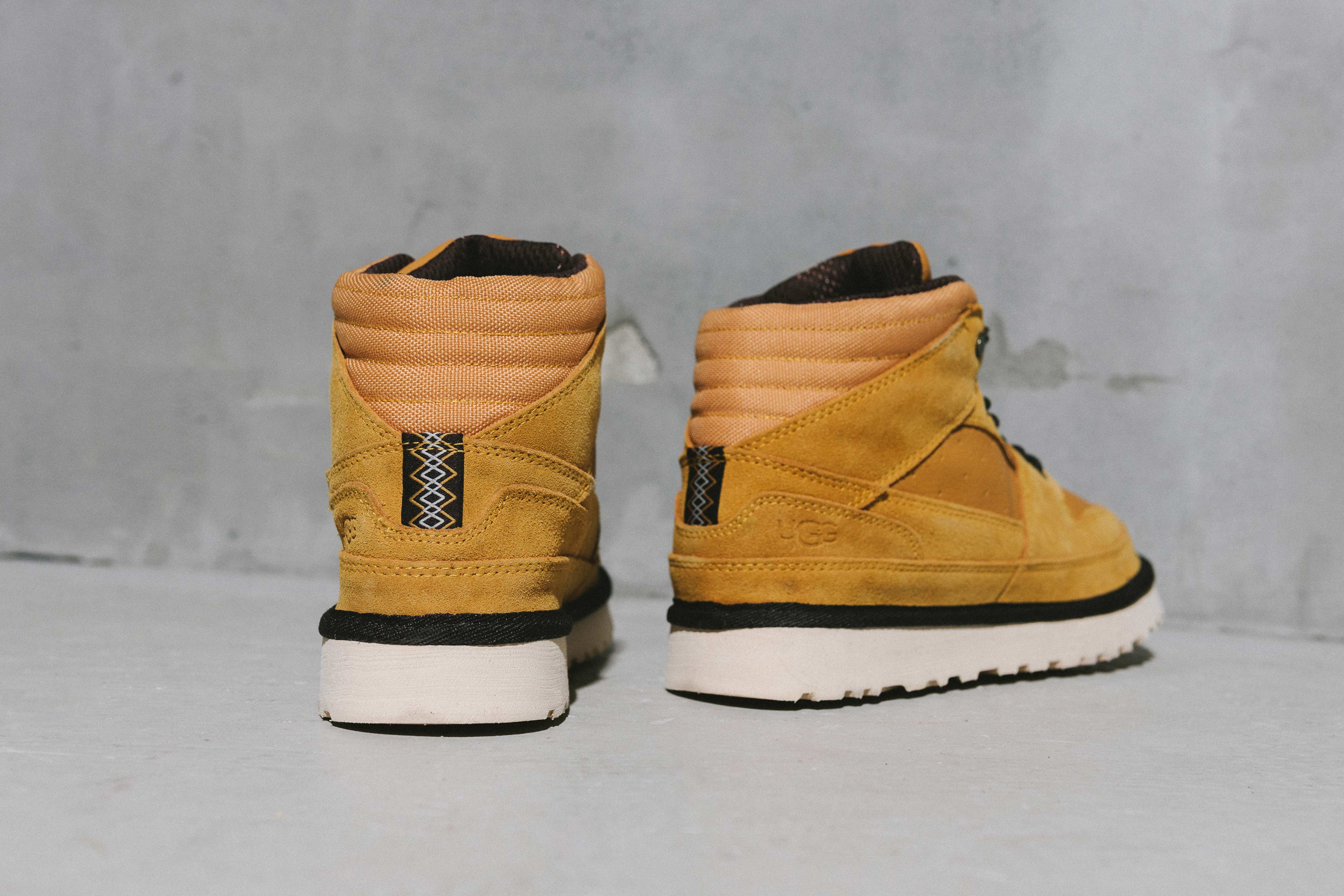 UGG Highland Sport Hiker Mid