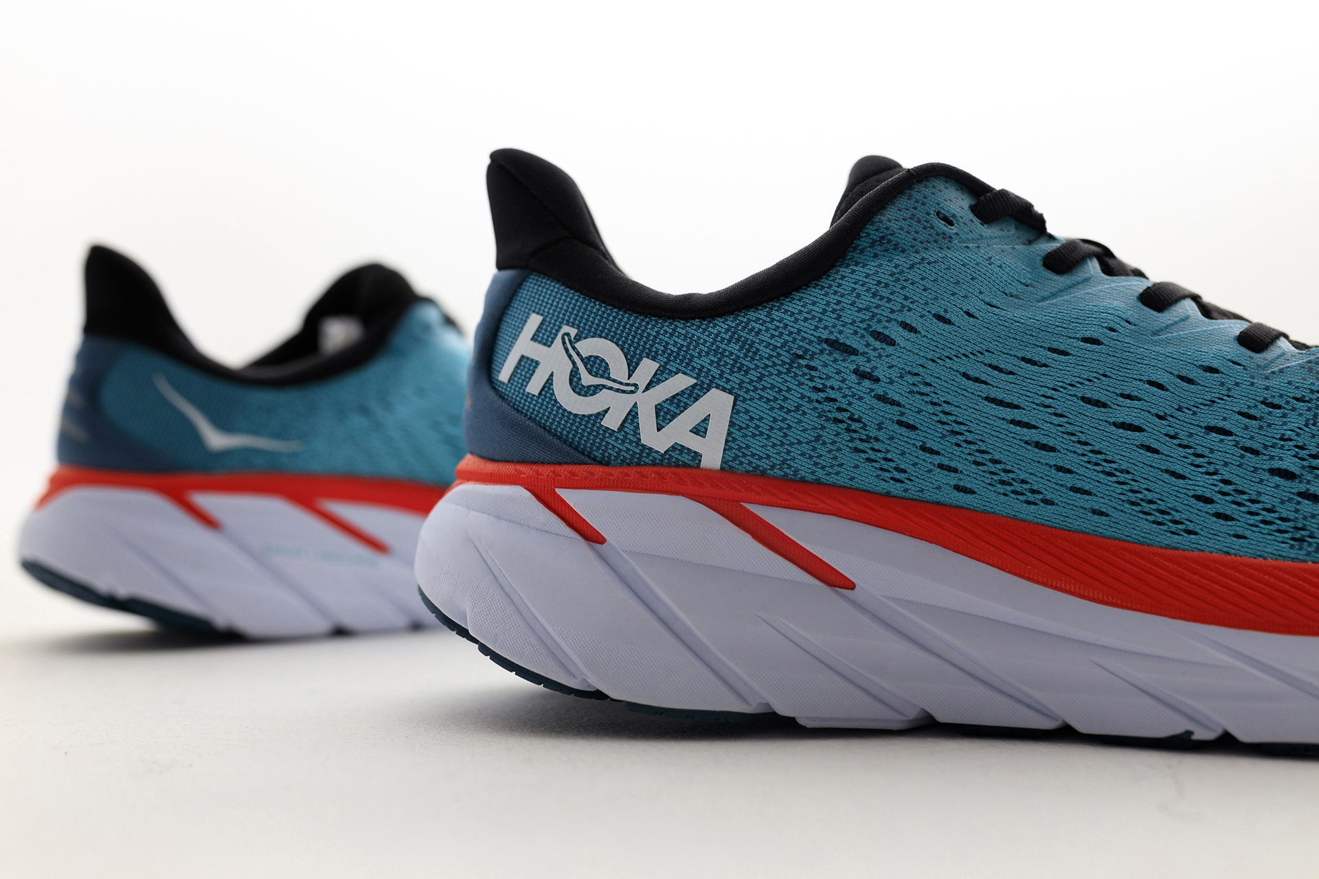 Hoka Clifton 8 (31012)