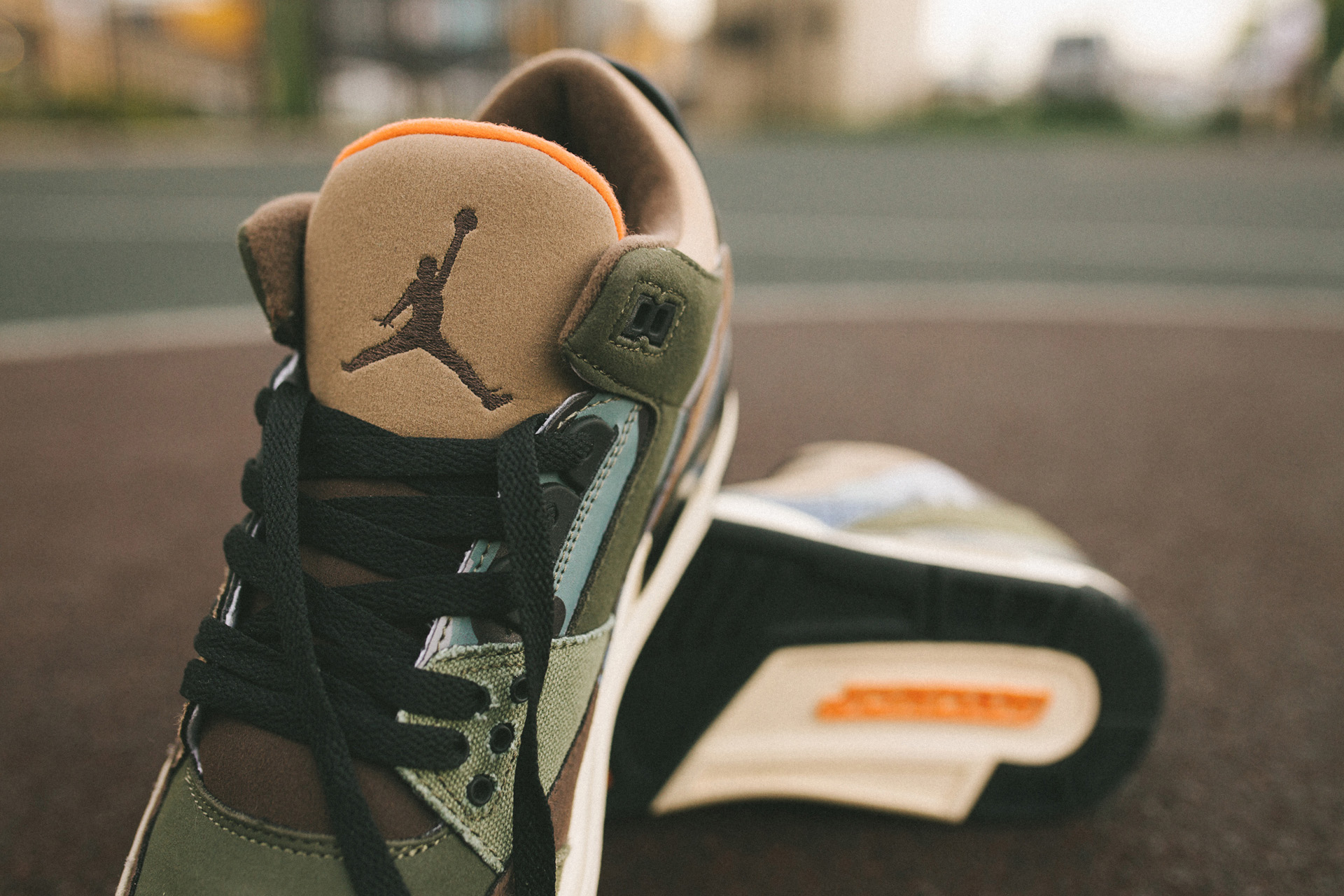 Nike Air Jordan 3 (37664)
