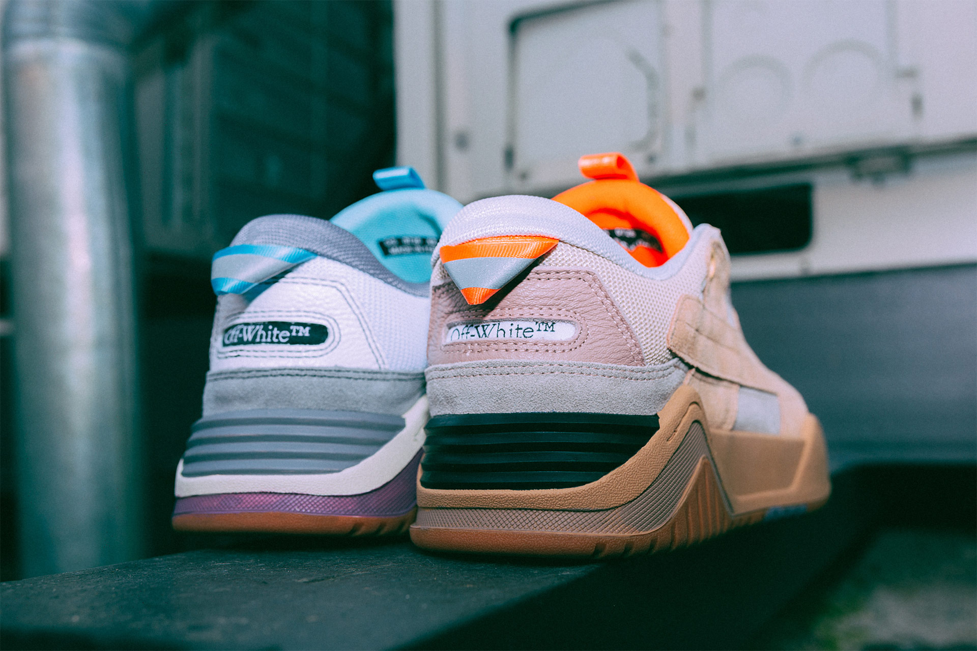 Кроссовки Off-White Enlivens Arrows