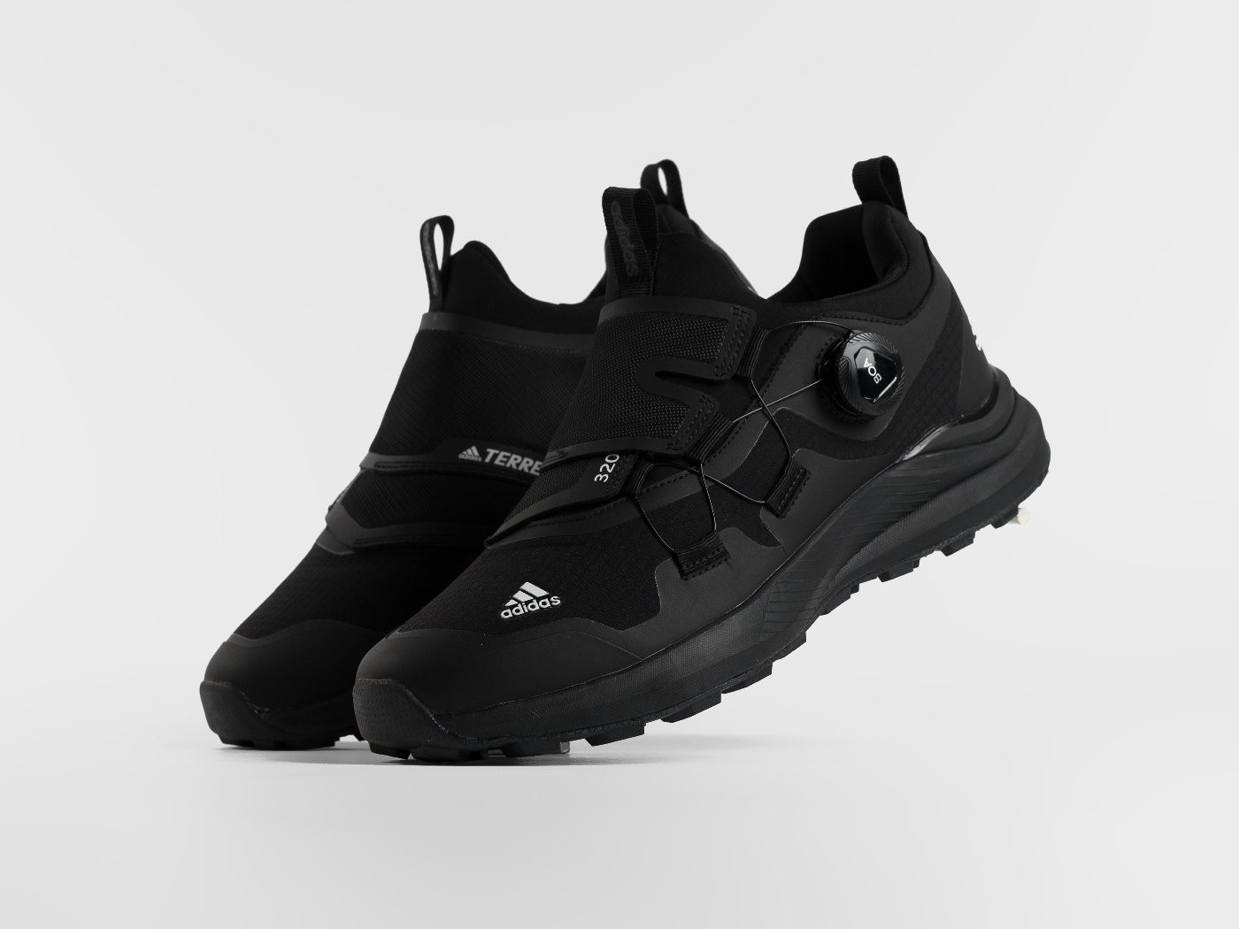 ぺ Купить Кроссовки Adidas ZX 750 (25379) по цене 5670 руб