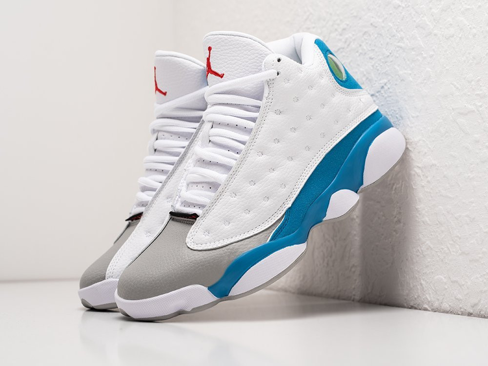 Imagenes de tenis jordan retro 13 online