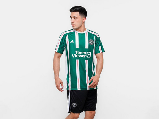 Футбольная форма Adidas FC Man Unt (39557) Футбольная форма Adidas FC Man Unt (39557)
