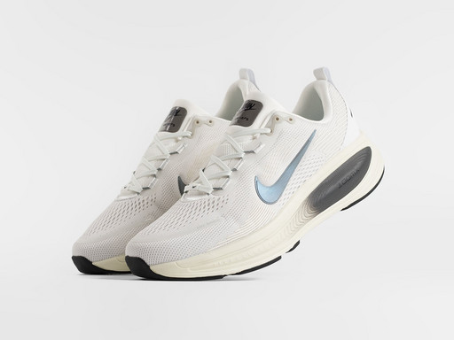 Кроссовки Nike Vomero 18 (47112)