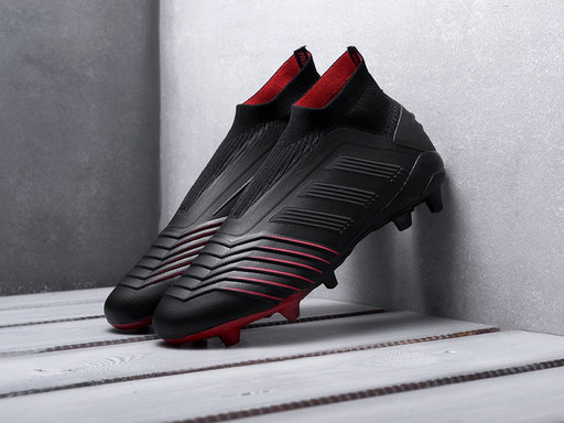 Футбольная обувь Adidas Predator 19+ FG (15800)