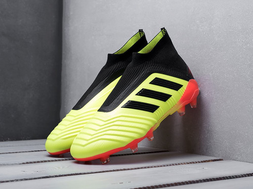 Футбольная обувь Adidas Predator 18+ FG (11957)