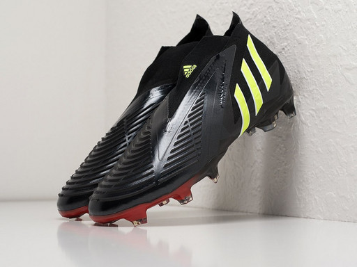Футбольная обувь Adidas Predator Edge.3 FG (33562)