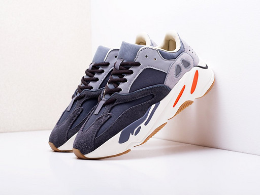 Кроссовки Adidas Yeezy Boost 700 (16932)