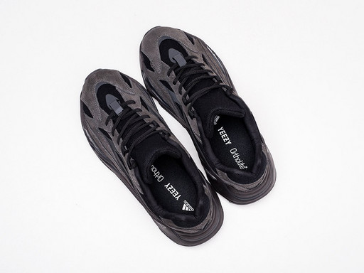 Yeezy 700 hot sale black v2