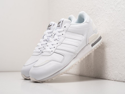 Кроссовки Adidas ZX 700 (3182)