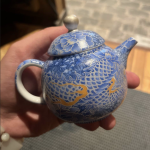 Фарфоровый дракон