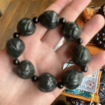 темнозеленый нефрит резной темнозеленый нефрит резной