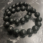 браслет из черного нефрита