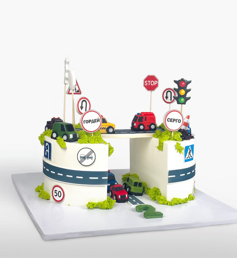Торт «Маленькие водители»