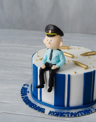 Торт для милиционера на пенсии