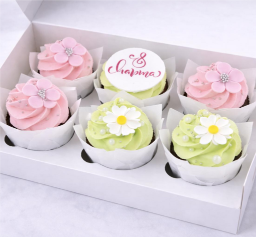 Капкейки "8 марта"