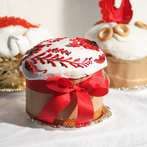 Пасхальный кулич «Красная нить»