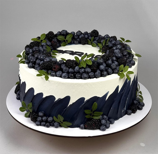 Торт "Черничный акцент"